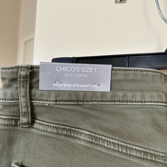New with Tags! Chico’s High Rise Straight Leg Crop Olive Jean- Size 1 (8) - Picture 3 of 6